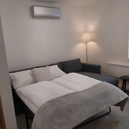 Hello Apartment